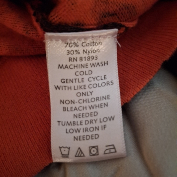 Isaac Mizrahi Live Women's Red and Black Patterned Long Sleeve Sweater - Picture 7 of 8